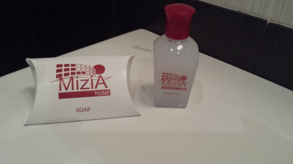 Hotel Mizia ทาร์โกวิชเต ห้อง รูปภาพ