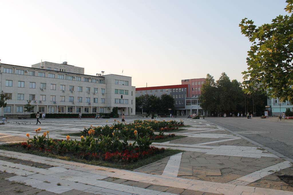 Hotel Mizia ทาร์โกวิชเต ภายนอก รูปภาพ